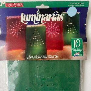 Luminarias paper Christmas’s bag, vintage set of 10 80s nostalgia lit pathways